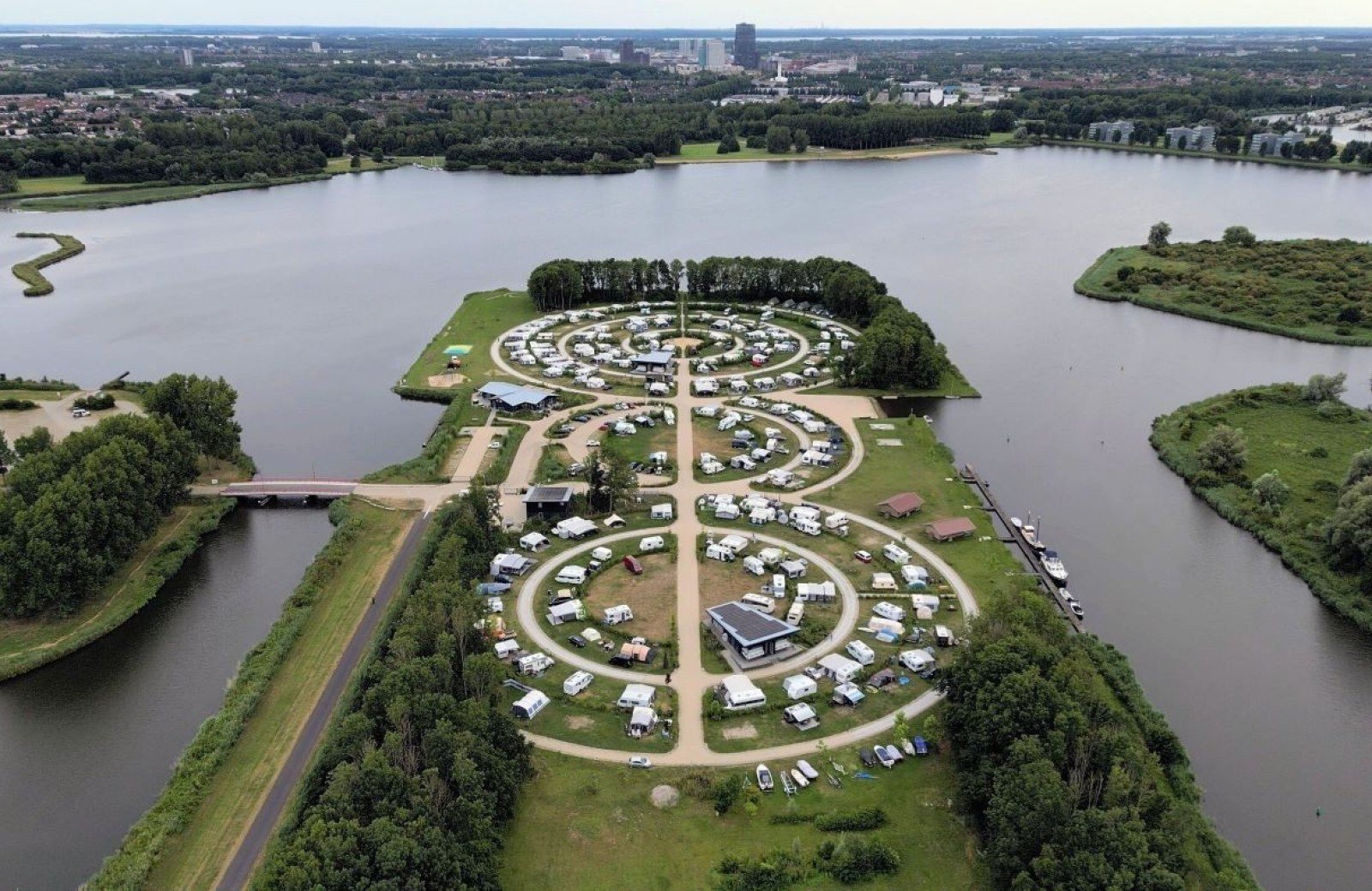 Camping am Wasser Holland bei Waterhout